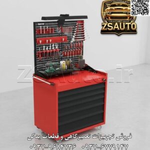 ایستگاه کاری و استند ابزار چرخدار مدل MWS-R5D کارگاه خود را جابجا کنید: نظم، دسترسی و کارایی در یک واحد سیار استند ابزار چرخدار مدل MWS-R5D، راهکاری جامع و چندمنظوره برای کارگاههای مدرنی است که به ترکیبی از سازماندهی، ظرفیت نگهداری بالا و قابلیت جابجایی نیاز دارند. این محصول با ابعاد بزرگ و رنگ قرمز صنعتی جذاب، نه تنها به عنوان یک مرکز نظمدهی به ابزار عمل میکند، بلکه به لطف چهار چرخ صنعتی، به یک ایستگاه کاری کاملاً سیار تبدیل میشود که میتواند شما را در سرتاسر محیط کار همراهی کند. با خرید این محصول، شما در واقع سه تجهیز کلیدی کارگاهی را در یک واحد به دست میآورید: یک استند دیواری (Pegboard) برای دسترسی فوری، یک دراور 5 کشویی برای نگهداری امن، و یک ترولی حمل حرفهای. این ترکیب هوشمندانه، اتلاف وقت ناشی از رفت و آمد برای برداشتن ابزار را به صفر رسانده و بهرهوری شما را به شکل چشمگیری افزایش میدهد. 🎯 عملکرد کلیدی و ویژگیهای برجسته: ایستگاه کاری کاملاً سیار (Fully Mobile Workstation): مجهز به چهار چرخ صنعتی سنگین کار که دو عدد از آنها ترمزدار هستند. این ویژگی به شما امکان میدهد کل مجموعه ابزار خود را به راحتی به کنار پروژه منتقل کرده و پس از استقرار، با قفل کردن ترمزها، یک ایستگاه کاری ثابت و پایدار داشته باشید. ترکیب هوشمند پنل ابزار و دراور (Pegboard & Drawer Combination): پنل ابزار: بخش بالایی استند دارای یک پنل سوراخدار (Pegboard) گسترده برای آویزان کردن ابزارهای پرکاربرد مانند آچارها، پیچگوشتیها و انبرها است. این طراحی، دسترسی فوری به ابزار مورد نیاز را تضمین میکند. دراورها: بخش پایینی شامل 5 کشو در ابعاد مختلف است که فضایی امن و سازماندهیشده برای نگهداری ابزارهای حساس، قطعات یدکی، سوکتها و لوازم جانبی فراهم میکند. ساختار فولادی مستحکم: بدنه این استند از ورق فولادی ضخیم با پوشش رنگ الکترواستاتیک کورهای (قرمز) ساخته شده که مقاومت بالایی در برابر خراشیدگی، مواد شیمیایی و شرایط سخت کارگاهی دارد. ظرفیت بالا و سازماندهی چندگانه: با ارتفاع 2 متر و عرض 1 متر، این واحد فضای عمودی کارگاه شما را به بهترین شکل ممکن به کار میگیرد. کشوهای با عمق و ارتفاع متفاوت، امکان تفکیک انواع وسایل، از قطعات ریز تا ابزارهای برقی کوچک را فراهم میآورند. صرفهجویی در زمان و افزایش بهرهوری: با در دسترس بودن تمام ابزارها در یک مکان و قابلیت جابجایی آن، دیگر نیازی به ترک محل کار برای آوردن یک ابزار خاص نیست. این ویژگی مستقیماً به کاهش زمان انجام پروژهها منجر میشود. 📋 جدول مشخصات فنی استند MWS-R5D: مشخصه فنی توضیحات کد محصول ZSAuto ZS-MWS-R5D2000 (MWS: Mobile Workshop Station) مدل (Model) MWS-R5D نوع کاربرد استند و ایستگاه کاری سیار چندمنظوره ابعاد کلی (W×D×H) 1000 × 700 × 2000 میلیمتر (عرض × عمق × ارتفاع) تعداد کشوها (Drawers) 5 عدد در سایزهای مختلف (مجهز به ریل ساچمهای روان) پنل ابزار (Tool Panel) پنل سوراخدار (Pegboard) یکپارچه در قسمت بالایی قابلیت جابجایی (Mobility) 4 عدد چرخ صنعتی سنگین کار (2 عدد ساده، 2 عدد ترمزدار) جنس بدنه (Body Material) فولاد صنعتی با ضخامت بالا پوشش رنگ (Coating) رنگ پودری الکترواستاتیک (کورهای) رنگ (Color) قرمز (Red) با جزئیات احتمالی مشکی یا نقرهای سیستم امنیتی قفل مرکزی برای کشوها (ویژگی پیشنهادی و بسیار محتمل) ⚠️ نکته حرفهای و راهنمای کاربری ZSAuto: ایمنی اولویت است: همیشه هنگام توقف، حتی برای مدت کوتاه، ترمز چرخها را فعال کنید تا از حرکت ناخواسته استند، به خصوص در سطوح شیبدار، جلوگیری شود. توزیع هوشمندانه وزن: برای حفظ حداکثر پایداری هنگام حرکت، سنگینترین ابزارها و تجهیزات خود را در کشوهای پایینی قرار دهید. این کار مرکز ثقل واحد را پایین نگه میدارد. نقطه قوت اصلی فروش: این محصول را به عنوان “راه حل 3 در 1” معرفی کنید. تأکید کنید که مشتری با یک هزینه، صاحب یک ترولی، یک فایل کشویی و یک پنل ابزار دیواری میشود که همگی قابلیت جابجایی دارند. این یک مزیت بزرگ برای کارگاههایی است که با کمبود فضا مواجه هستند یا نیاز به انعطافپذیری بالا دارند. 🔗 وبسایت: www.ZSAuto.ir 📞 تلفن: 09379684736 | 09376779147 🆔 تلگرام: @zsautoadmin 📸 اینستاگرام: https://instagram.com/ZSAuto.ir 📍 آدرس: تهران، خیابان آزادی، بعد از مترو شادمان، پلاک 399، ساختمان شادمان، طبقه آخر.