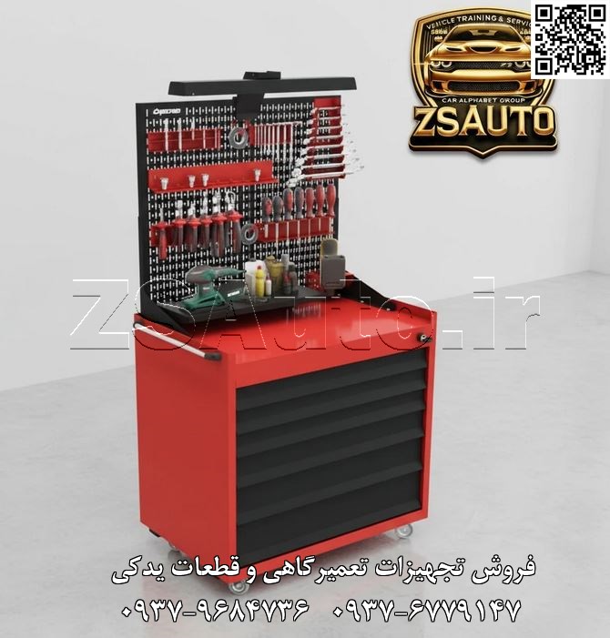 ایستگاه کاری و استند ابزار چرخدار مدل MWS-R5D کارگاه خود را جابجا کنید: نظم، دسترسی و کارایی در یک واحد سیار استند ابزار چرخدار مدل MWS-R5D، راهکاری جامع و چندمنظوره برای کارگاههای مدرنی است که به ترکیبی از سازماندهی، ظرفیت نگهداری بالا و قابلیت جابجایی نیاز دارند. این محصول با ابعاد بزرگ و رنگ قرمز صنعتی جذاب، نه تنها به عنوان یک مرکز نظمدهی به ابزار عمل میکند، بلکه به لطف چهار چرخ صنعتی، به یک ایستگاه کاری کاملاً سیار تبدیل میشود که میتواند شما را در سرتاسر محیط کار همراهی کند. با خرید این محصول، شما در واقع سه تجهیز کلیدی کارگاهی را در یک واحد به دست میآورید: یک استند دیواری (Pegboard) برای دسترسی فوری، یک دراور 5 کشویی برای نگهداری امن، و یک ترولی حمل حرفهای. این ترکیب هوشمندانه، اتلاف وقت ناشی از رفت و آمد برای برداشتن ابزار را به صفر رسانده و بهرهوری شما را به شکل چشمگیری افزایش میدهد. 🎯 عملکرد کلیدی و ویژگیهای برجسته: ایستگاه کاری کاملاً سیار (Fully Mobile Workstation): مجهز به چهار چرخ صنعتی سنگین کار که دو عدد از آنها ترمزدار هستند. این ویژگی به شما امکان میدهد کل مجموعه ابزار خود را به راحتی به کنار پروژه منتقل کرده و پس از استقرار، با قفل کردن ترمزها، یک ایستگاه کاری ثابت و پایدار داشته باشید. ترکیب هوشمند پنل ابزار و دراور (Pegboard & Drawer Combination): پنل ابزار: بخش بالایی استند دارای یک پنل سوراخدار (Pegboard) گسترده برای آویزان کردن ابزارهای پرکاربرد مانند آچارها، پیچگوشتیها و انبرها است. این طراحی، دسترسی فوری به ابزار مورد نیاز را تضمین میکند. دراورها: بخش پایینی شامل 5 کشو در ابعاد مختلف است که فضایی امن و سازماندهیشده برای نگهداری ابزارهای حساس، قطعات یدکی، سوکتها و لوازم جانبی فراهم میکند. ساختار فولادی مستحکم: بدنه این استند از ورق فولادی ضخیم با پوشش رنگ الکترواستاتیک کورهای (قرمز) ساخته شده که مقاومت بالایی در برابر خراشیدگی، مواد شیمیایی و شرایط سخت کارگاهی دارد. ظرفیت بالا و سازماندهی چندگانه: با ارتفاع 2 متر و عرض 1 متر، این واحد فضای عمودی کارگاه شما را به بهترین شکل ممکن به کار میگیرد. کشوهای با عمق و ارتفاع متفاوت، امکان تفکیک انواع وسایل، از قطعات ریز تا ابزارهای برقی کوچک را فراهم میآورند. صرفهجویی در زمان و افزایش بهرهوری: با در دسترس بودن تمام ابزارها در یک مکان و قابلیت جابجایی آن، دیگر نیازی به ترک محل کار برای آوردن یک ابزار خاص نیست. این ویژگی مستقیماً به کاهش زمان انجام پروژهها منجر میشود. 📋 جدول مشخصات فنی استند MWS-R5D: مشخصه فنی توضیحات کد محصول ZSAuto ZS-MWS-R5D2000 (MWS: Mobile Workshop Station) مدل (Model) MWS-R5D نوع کاربرد استند و ایستگاه کاری سیار چندمنظوره ابعاد کلی (W×D×H) 1000 × 700 × 2000 میلیمتر (عرض × عمق × ارتفاع) تعداد کشوها (Drawers) 5 عدد در سایزهای مختلف (مجهز به ریل ساچمهای روان) پنل ابزار (Tool Panel) پنل سوراخدار (Pegboard) یکپارچه در قسمت بالایی قابلیت جابجایی (Mobility) 4 عدد چرخ صنعتی سنگین کار (2 عدد ساده، 2 عدد ترمزدار) جنس بدنه (Body Material) فولاد صنعتی با ضخامت بالا پوشش رنگ (Coating) رنگ پودری الکترواستاتیک (کورهای) رنگ (Color) قرمز (Red) با جزئیات احتمالی مشکی یا نقرهای سیستم امنیتی قفل مرکزی برای کشوها (ویژگی پیشنهادی و بسیار محتمل) ⚠️ نکته حرفهای و راهنمای کاربری ZSAuto: ایمنی اولویت است: همیشه هنگام توقف، حتی برای مدت کوتاه، ترمز چرخها را فعال کنید تا از حرکت ناخواسته استند، به خصوص در سطوح شیبدار، جلوگیری شود. توزیع هوشمندانه وزن: برای حفظ حداکثر پایداری هنگام حرکت، سنگینترین ابزارها و تجهیزات خود را در کشوهای پایینی قرار دهید. این کار مرکز ثقل واحد را پایین نگه میدارد. نقطه قوت اصلی فروش: این محصول را به عنوان “راه حل 3 در 1” معرفی کنید. تأکید کنید که مشتری با یک هزینه، صاحب یک ترولی، یک فایل کشویی و یک پنل ابزار دیواری میشود که همگی قابلیت جابجایی دارند. این یک مزیت بزرگ برای کارگاههایی است که با کمبود فضا مواجه هستند یا نیاز به انعطافپذیری بالا دارند. 🔗 وبسایت: www.ZSAuto.ir 📞 تلفن: 09379684736 | 09376779147 🆔 تلگرام: @zsautoadmin 📸 اینستاگرام: https://instagram.com/ZSAuto.ir 📍 آدرس: تهران، خیابان آزادی، بعد از مترو شادمان، پلاک 399، ساختمان شادمان، طبقه آخر.